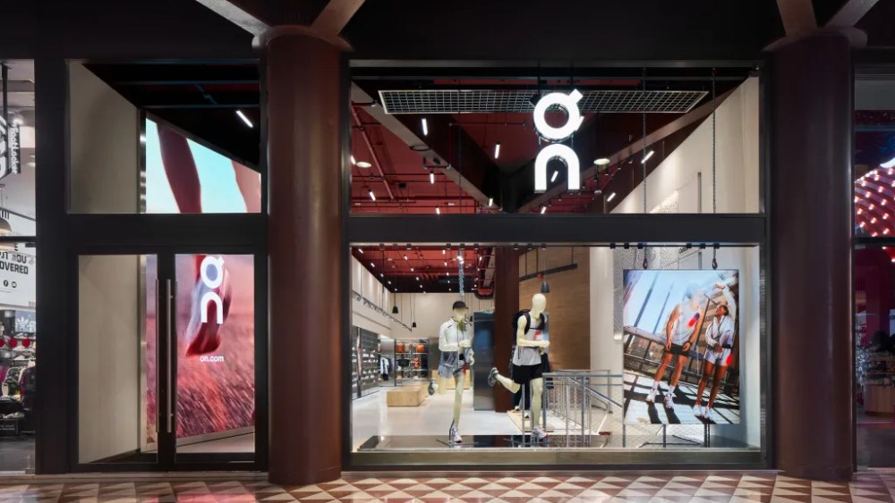 The On flagship store in Milan.
