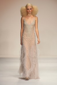 Kevan Hall's fall 2006 show at Smashbox Studios.
