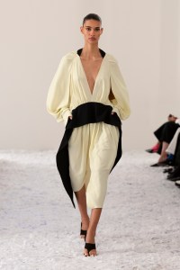 16Arlington Spring 2025 Ready-to-Wear Collection at London Fashion Week