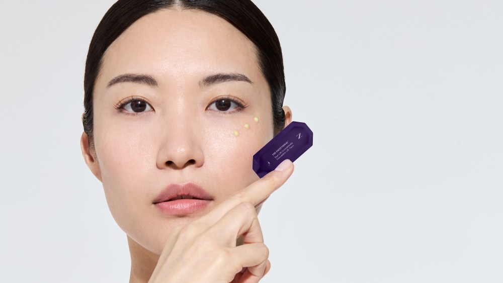 Noble Panacea has just launched its new eye lift concentrate.