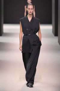 COS Spring 2025 Ready-to-Wear Collection at New York Fashion Week