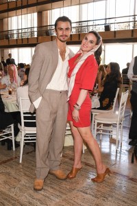 Christian Cowan, Chloe Sommer