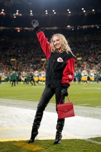GREEN BAY, WISCONSIN - DECEMBER 03: Brittany Mahomes, wife of Patrick Mahomes #15 of the Kansas City Chiefs , waves before the game between the Kansas City Chiefs and the Green Bay Packers at Lambeau Field on December 03, 2023 in Green Bay, Wisconsin. (Photo by Patrick McDermott/Getty Images)