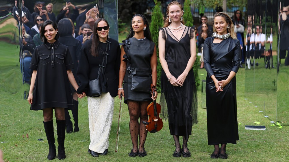 LONDON, ENGLAND - SEPTEMBER 13: (L to R) Fatima Farheen Mirza, Anna Jewsbury, Vanessa Bedoret, Lily Cole and Dianna Agron bow at the Completedworks SS25 show during London Fashion Week September 2024 on September 13, 2024 in London, England. (Photo by Dave Benett/Getty Images for Completedworks)
