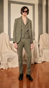 John Varvatos Spring Men’s 2025 Ready-to-Wear Collection at New York Fashion Week