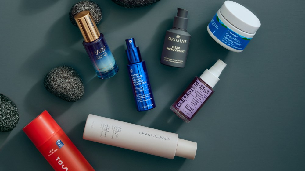 Kleos+klea Ió Essential Minerals, Pca Skin Hyaluronic Acid Microneedle Eye Patches, Mara Clear Skin Mineral Milk, Tower 28 Sos Daily Balancing Gel Cleanser, Shani Darden Skin Care Sake Nourishing Essence, Allies Of Skin Copper Tripeptide And Ectoin Repair Serum, Origins Clear Improvement Acne Clearing Hydrating Lotion, Ursa Major Green Slate Face Polish, Clearstem Skinspray All Day photographed for WWD on July 24, 2024 at PMC Studios in New York, New York