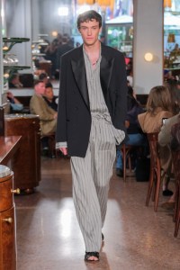 Todd Snyder Spring 2025 Men’s Ready-to-Wear Collection at New York Fashion Week