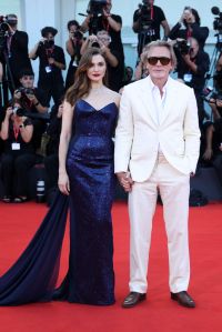 VENICE, ITALY - SEPTEMBER 03: Rachel Weisz and Daniel Craig attend the "Queer" red carpet during the 81st Venice International Film Festival on September 03, 2024 in Venice, Italy. (Photo by Maria Moratti/Getty Images)