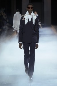 Alexander McQueen Spring 2025 Ready-to-Wear Collection at Paris Fashion Week
