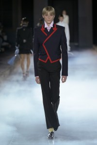 Alexander McQueen Spring 2025 Ready-to-Wear Collection at Paris Fashion Week