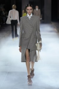 Alexander McQueen Spring 2025 Ready-to-Wear Collection at Paris Fashion Week