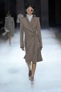 Alexander McQueen Spring 2025 Ready-to-Wear Collection at Paris Fashion Week