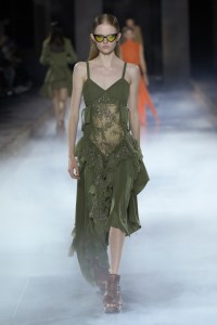 Alexander McQueen Spring 2025 Ready-to-Wear Collection at Paris Fashion Week