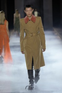 Alexander McQueen Spring 2025 Ready-to-Wear Collection at Paris Fashion Week