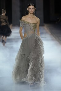 Alexander McQueen Spring 2025 Ready-to-Wear Collection at Paris Fashion Week