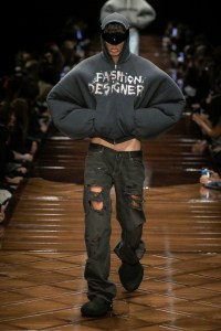 Balenciaga Spring 2025 Ready-to-Wear Collection at Paris Fashion Week