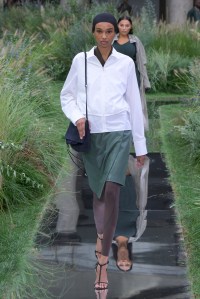 Boss Spring 2025 Ready-To-Wear Collection at Milan Fashion WeekModel on the runway at Boss RTW Spring 2025 as part of Milan Ready to Wear Fashion Week on September 18, 2024 in Milan, Italy.