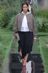 Boss Spring 2025 Ready-To-Wear Collection at Milan Fashion WeekModel on the runway at Boss RTW Spring 2025 as part of Milan Ready to Wear Fashion Week on September 18, 2024 in Milan, Italy.