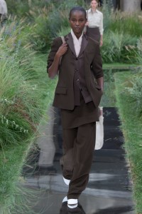Boss Spring 2025 Ready-To-Wear Collection at Milan Fashion WeekModel on the runway at Boss RTW Spring 2025 as part of Milan Ready to Wear Fashion Week on September 18, 2024 in Milan, Italy.