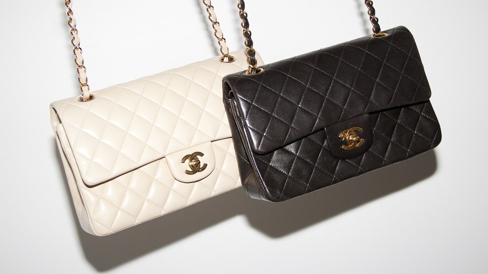 Chanel bags black and white