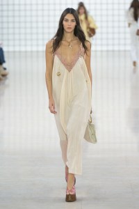 Chloé Spring 2025 Ready-to-Wear Collection at Paris Fashion Week