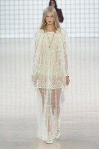 Chloé Spring 2025 Ready-to-Wear Collection at Paris Fashion Week