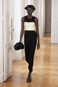 Christian Wijnants Spring 2025 Ready-to-Wear Collection at Paris Fashion Week
