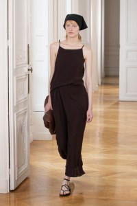 Christian Wijnants Spring 2025 Ready-to-Wear Collection at Paris Fashion Week