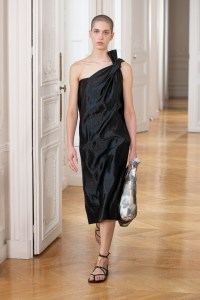 Christian Wijnants Spring 2025 Ready-to-Wear Collection at Paris Fashion Week