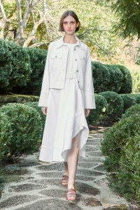 Cinq à Sept Spring 2025 Ready-to-Wear Collection at New York Fashion Week