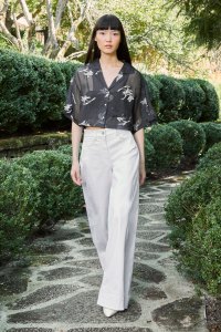 Cinq à Sept Spring 2025 Ready-to-Wear Collection at New York Fashion Week