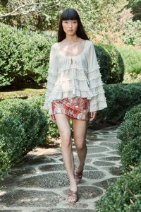 Cinq à Sept Spring 2025 Ready-to-Wear Collection at New York Fashion Week