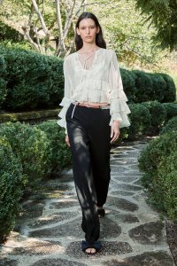 Cinq à Sept Spring 2025 Ready-to-Wear Collection at New York Fashion Week