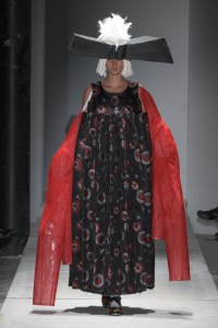 Comme des Garçons Spring 2025 Ready-to-Wear Collection at Paris Fashion Week