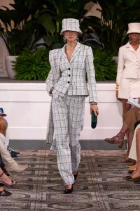 Dennis Basso 2025 Ready-to-Wear Collection at New York Fashion Week