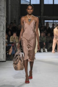 Dries Van Noten Spring 2025 Ready-to-Wear Collection at Paris Fashion Week