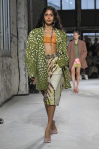 Dries Van Noten Spring 2025 Ready-to-Wear Collection at Paris Fashion Week