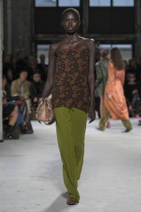 Dries Van Noten Spring 2025 Ready-to-Wear Collection at Paris Fashion Week
