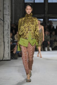 Dries Van Noten Spring 2025 Ready-to-Wear Collection at Paris Fashion Week