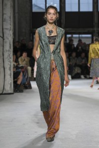 Dries Van Noten Spring 2025 Ready-to-Wear Collection at Paris Fashion Week