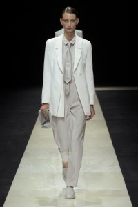Emporio Armani Spring 2025 Ready-To-Wear Collection at Milan Fashion Week