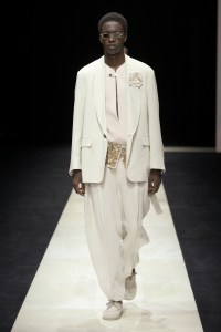 Emporio Armani Spring 2025 Ready-To-Wear Collection at Milan Fashion Week