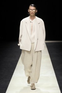 Emporio Armani Spring 2025 Ready-To-Wear Collection at Milan Fashion Week
