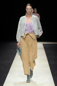 Emporio Armani Spring 2025 Ready-To-Wear Collection at Milan Fashion Week