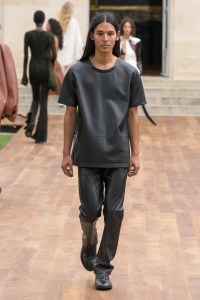 Gabriela Hearst Spring 2025 Ready-to-Wear Collection at Paris Fashion Week