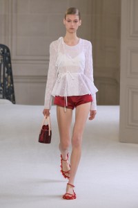 Giambattista Valli Spring 2025 Ready-to-Wear Collection at Paris Fashion Week