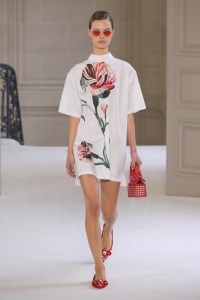 Giambattista Valli Spring 2025 Ready-to-Wear Collection at Paris Fashion Week