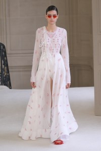 Giambattista Valli Spring 2025 Ready-to-Wear Collection at Paris Fashion Week