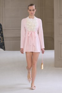 Giambattista Valli Spring 2025 Ready-to-Wear Collection at Paris Fashion Week