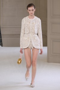 Giambattista Valli Spring 2025 Ready-to-Wear Collection at Paris Fashion Week